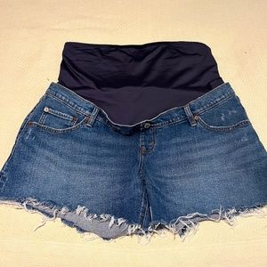 Abercrombie and Fitch maternity denim shorts 32/14